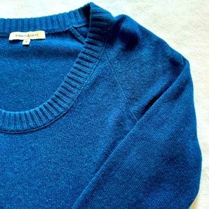 Barrow & Grove Blue Cashmere Sweater